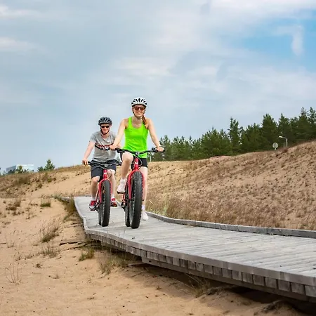 アパート Lomahuoneisto Tuomenkartano B 9 *