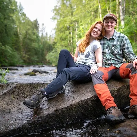 Lomahuoneisto Tuomenkartano B 9 *