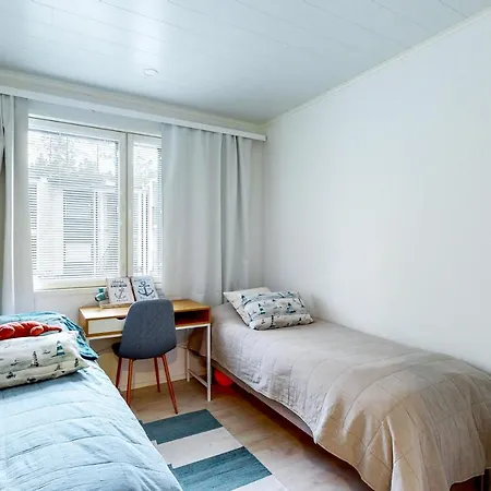 Tuomenkartano B 9 Location Wifi, Sauna, Terrace Apartamento *