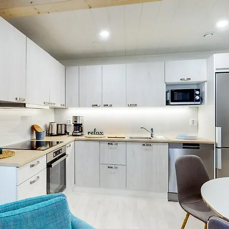 アパート Lomahuoneisto Tuomenkartano B 9 カラヨキ